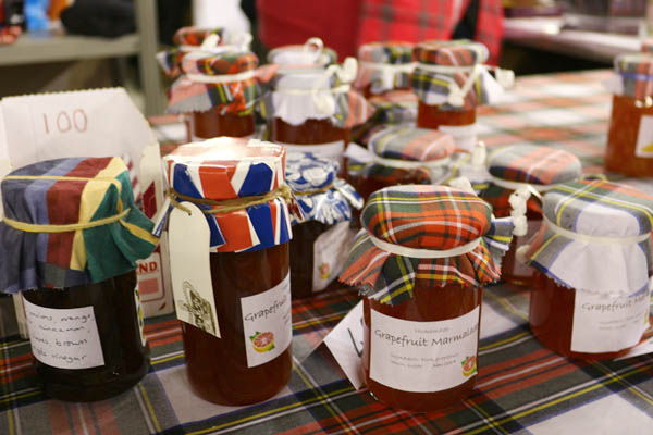 Ručno pravljeni džemovi na štandu Velike Britanije