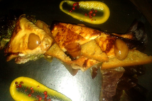 Grilovani koziji sir